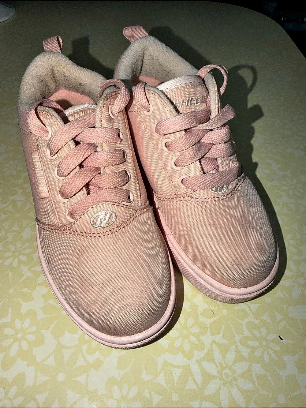 Heelys Kids Pink Roller Sneakers Girls US 13C